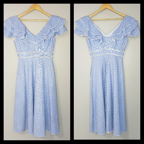 Del Lago Large NWT 100% Cotton Blue White Cap Sleeve Cottagecore Lace Midi Dress - Picture 2 of 12